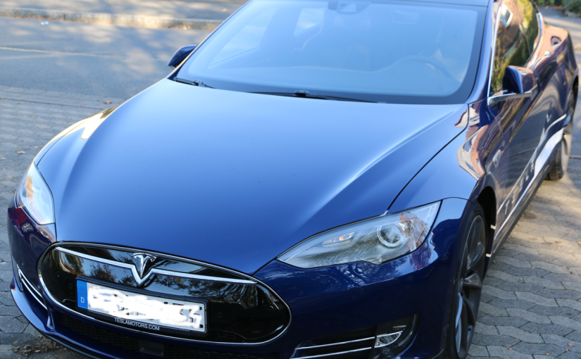 Bild eines Tesla Model S (2015)